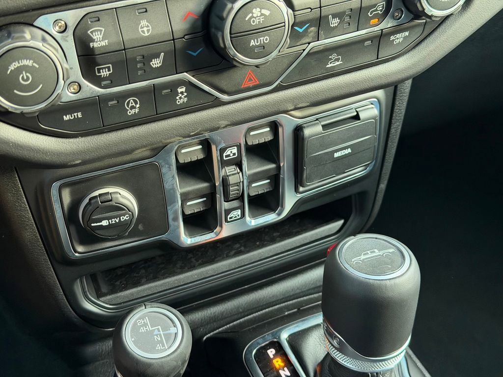 New 2026 Jeep Gladiator Sport image 19