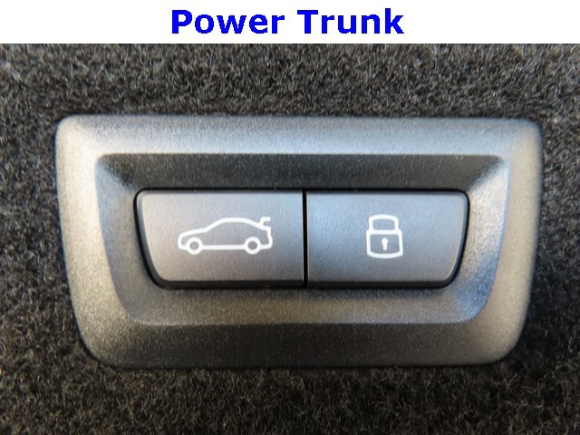 Used 2025 BMW 740i image 52