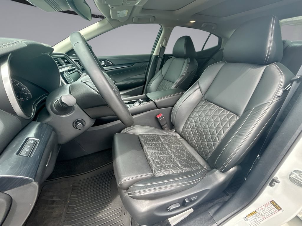 Used 2022 Nissan Maxima Platinum w/ Sport Mat Group FWD image 25