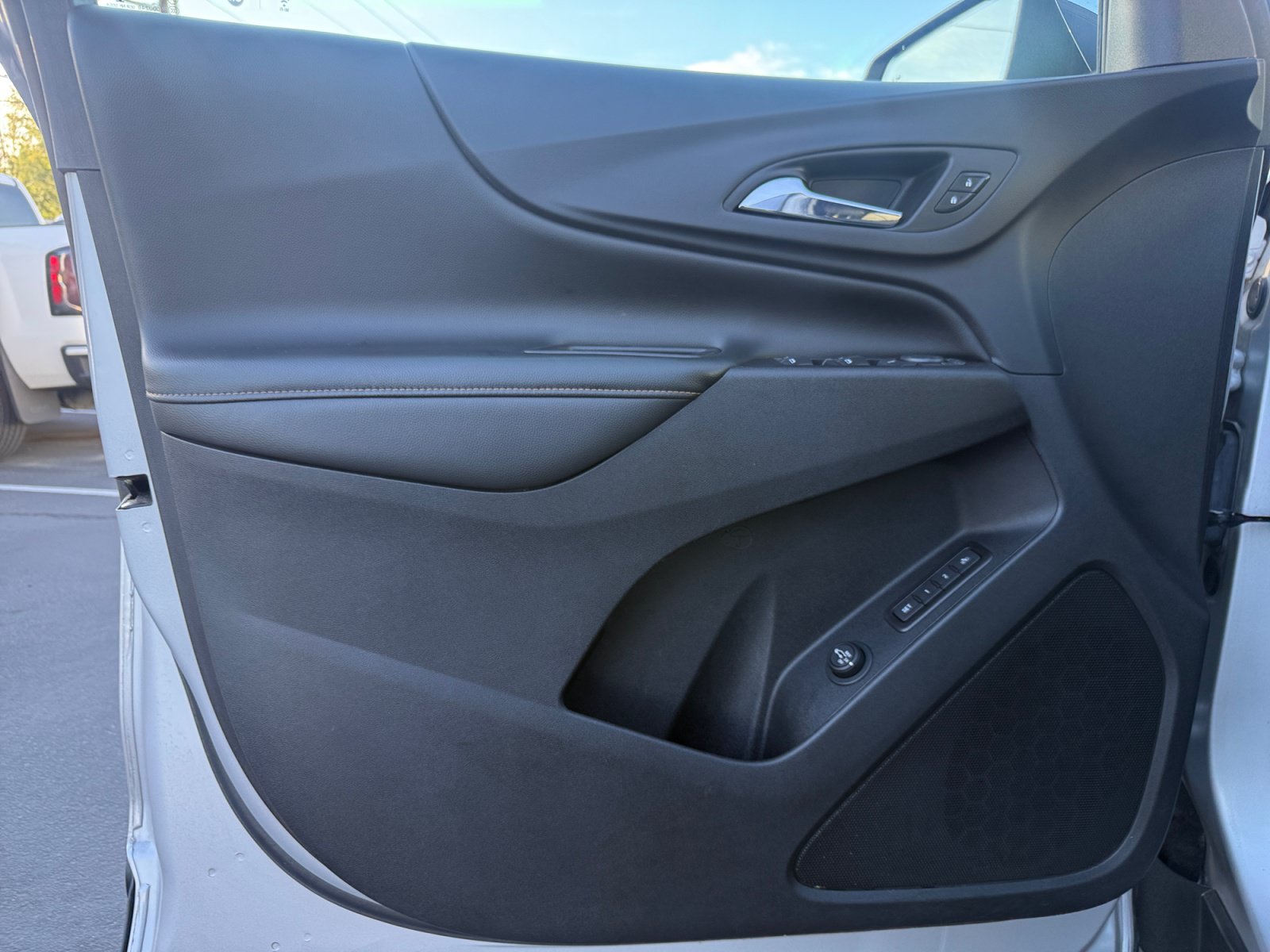 Certified 2019 Chevrolet Equinox Premier AWD/4WD image 11