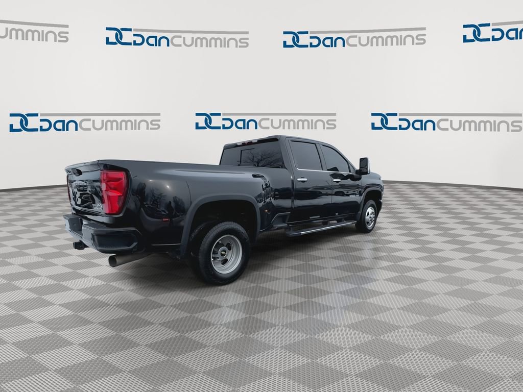 Used 2022 Chevrolet Silverado 3500 High Country image 9