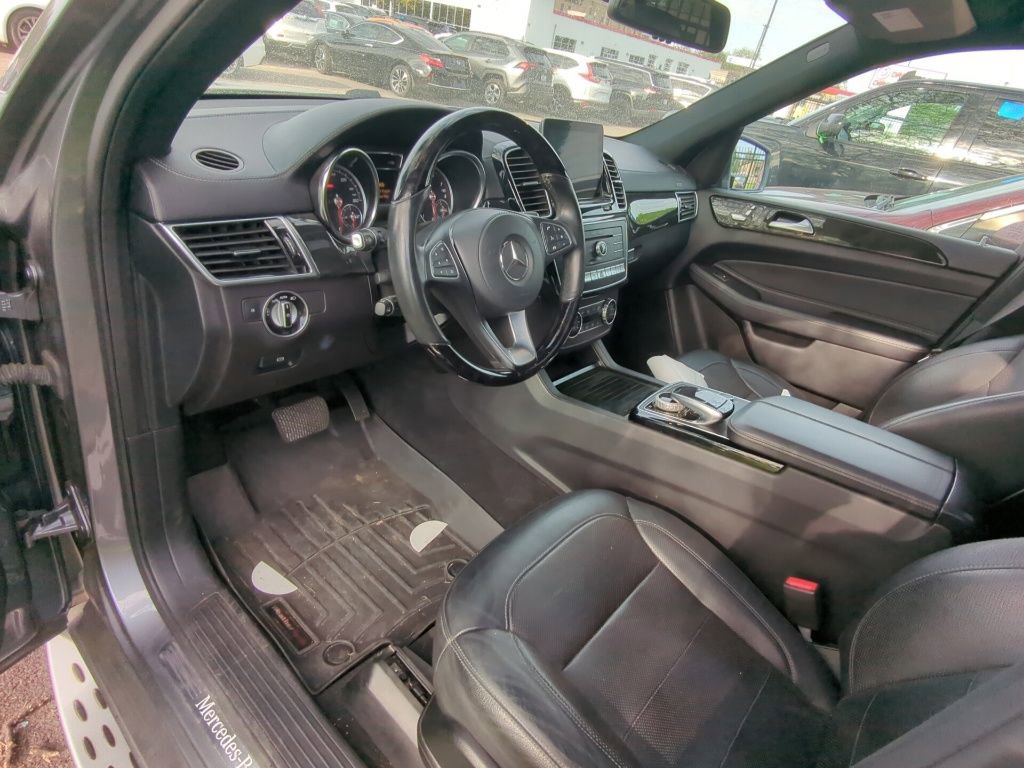 Used 2019 Mercedes-Benz GLS 450 4MATIC image 7