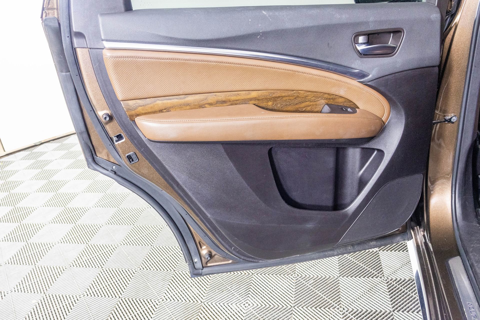 Used 2019 Acura MDX Sport Hybrid w/ Technology Pkg image 36