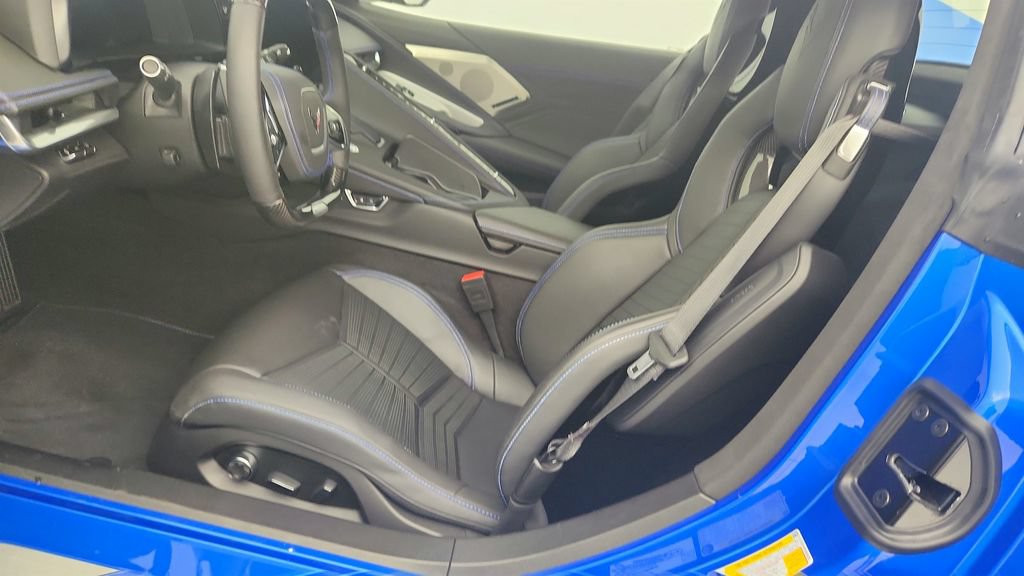 Used 2025 Chevrolet Corvette E-Ray AWD/4WD image 14