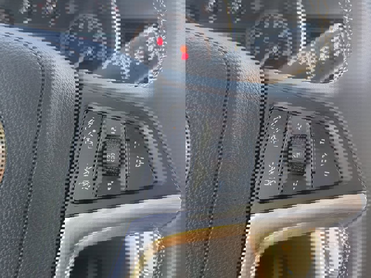 Used 2021 Buick Encore Preferred image 24