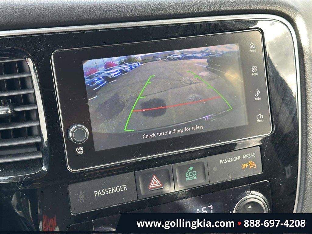 Used 2018 Mitsubishi Outlander SEL image 25