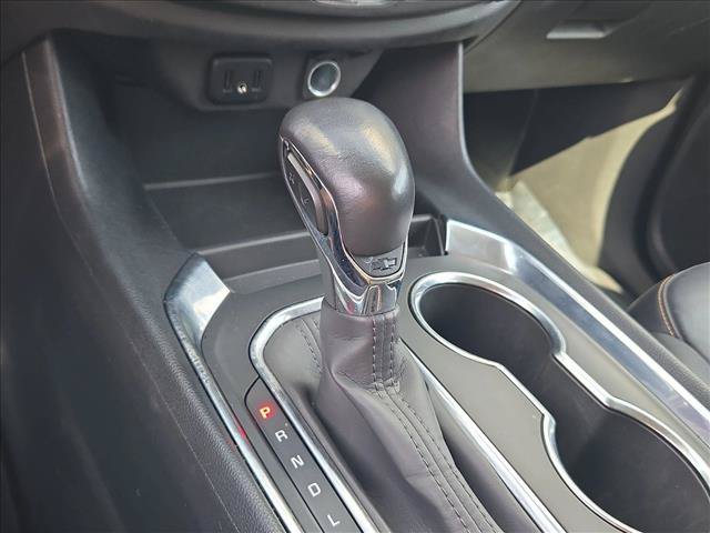 Used 2021 Chevrolet Traverse LT FWD image 12