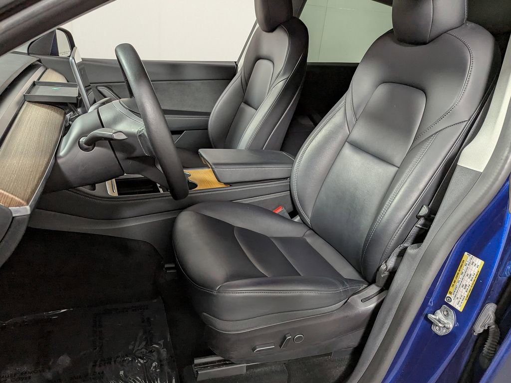 Used 2022 Tesla Model Y Performance AWD/4WD image 15