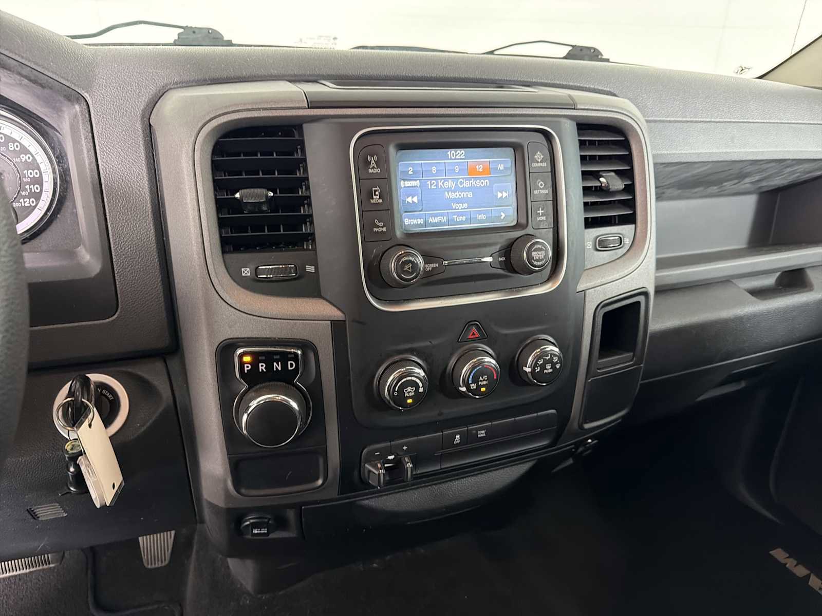 Used 2015 RAM 1500 Express RWD image 26