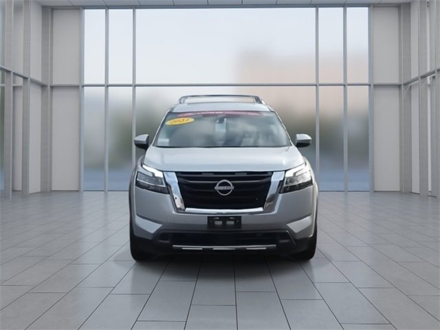 Certified 2023 Nissan Pathfinder SL w/ SL Premium Package image 3