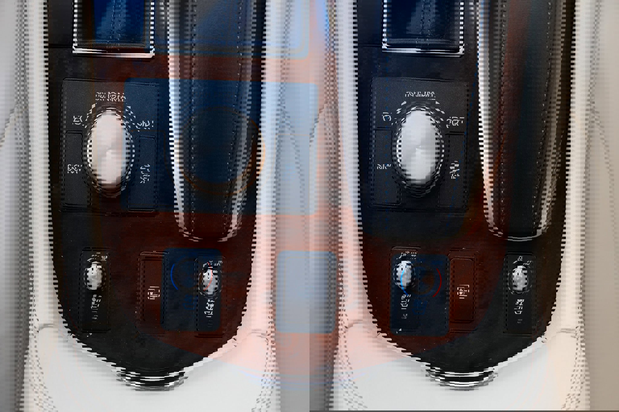 Used 2015 Lexus LS 460 image 46