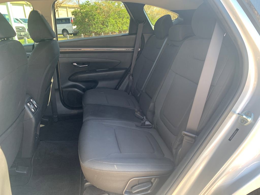 Used 2022 Hyundai Tucson SEL FWD image 11