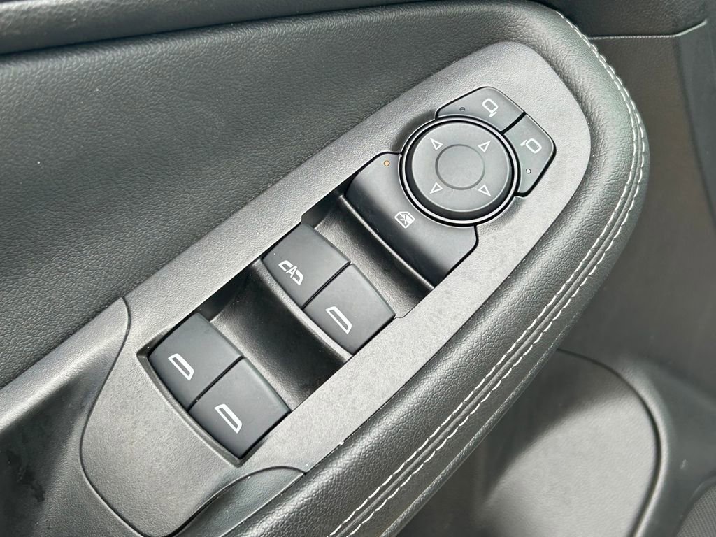Used 2025 Buick Encore GX Preferred FWD image 21