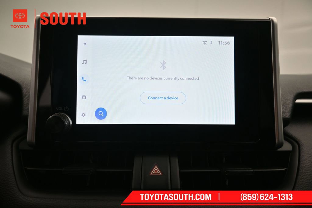 Used 2025 Toyota RAV4 XLE AWD/4WD image 16