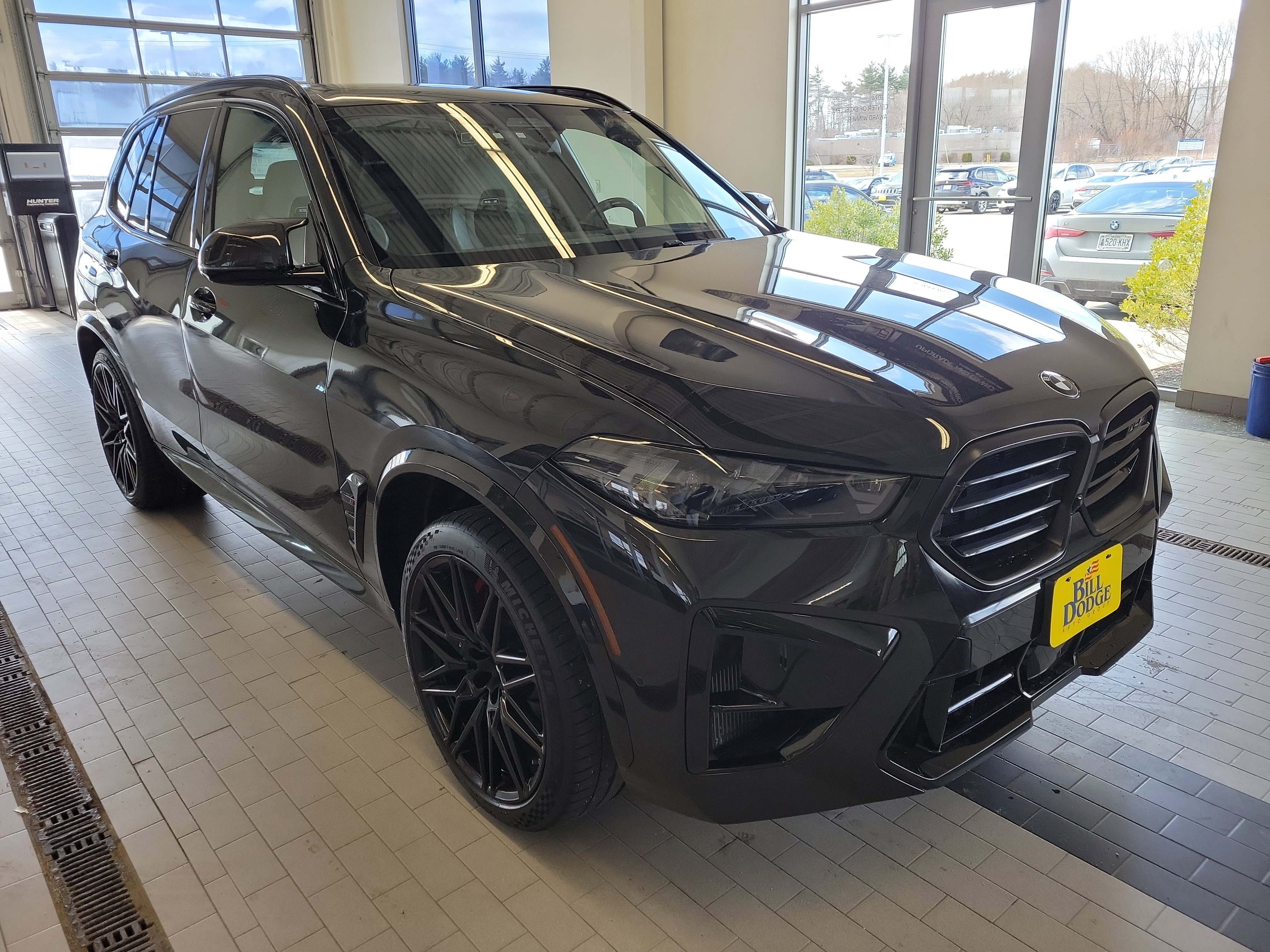 Used 2024 BMW X5 M Competition w/ Executive Package image 3