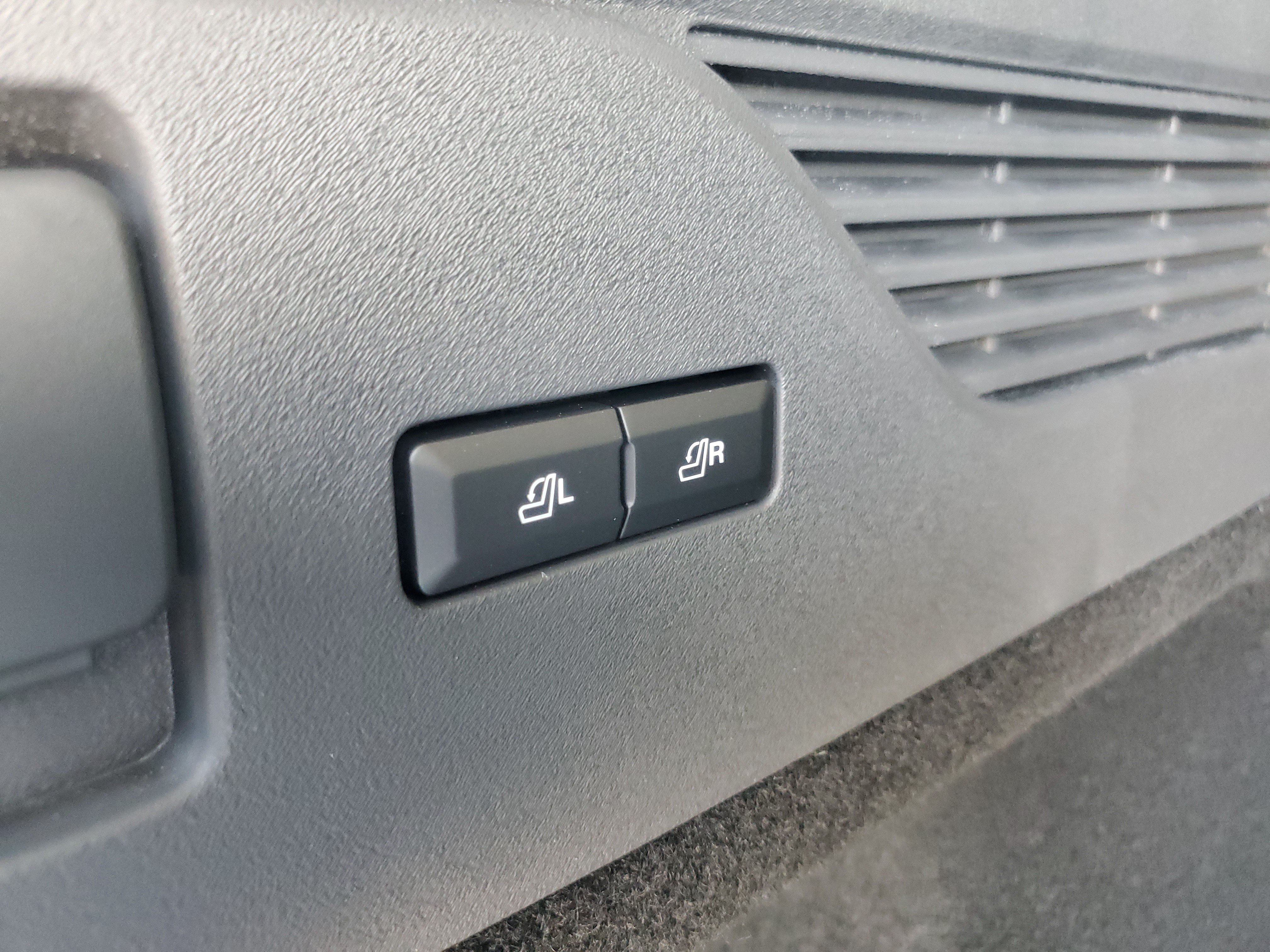 New 2026 Lincoln Nautilus Reserve AWD/4WD image 33
