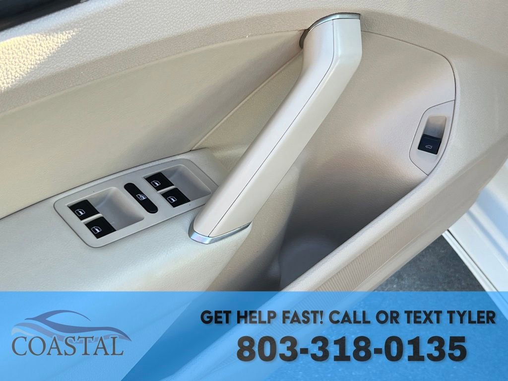 Used 2018 Volkswagen Passat 2.0T image 7