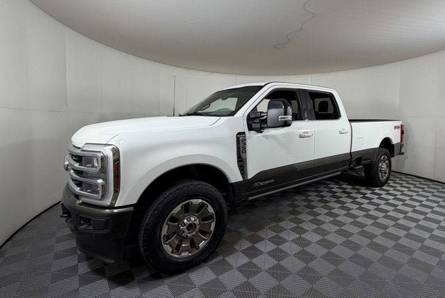Used 2024 Ford F350 King Ranch w/ FX4 Off-Road Package AWD/4WD image 2