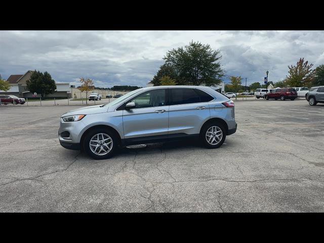 Used 2024 Ford Edge SEL image 28