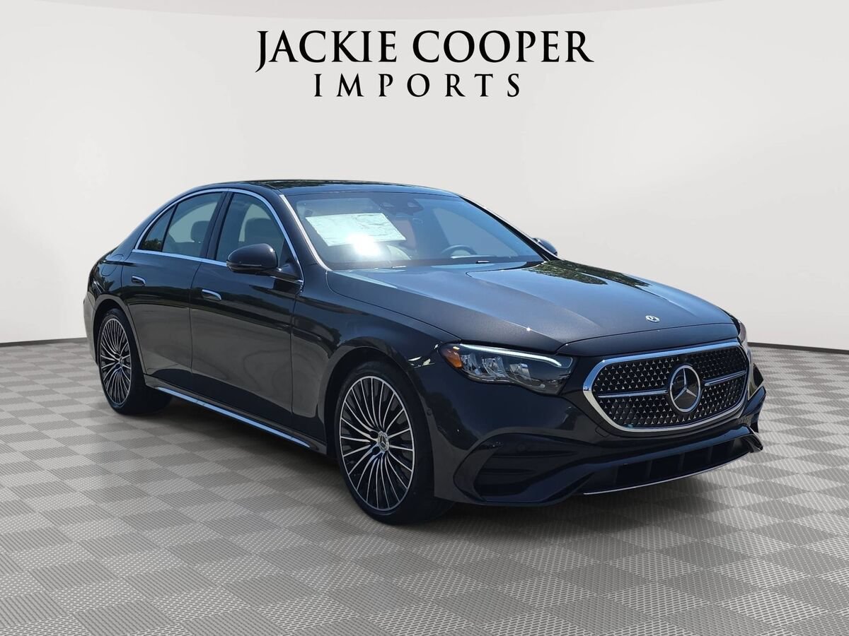 New 2026 Mercedes-Benz E 350 4MATIC Sedan image 3