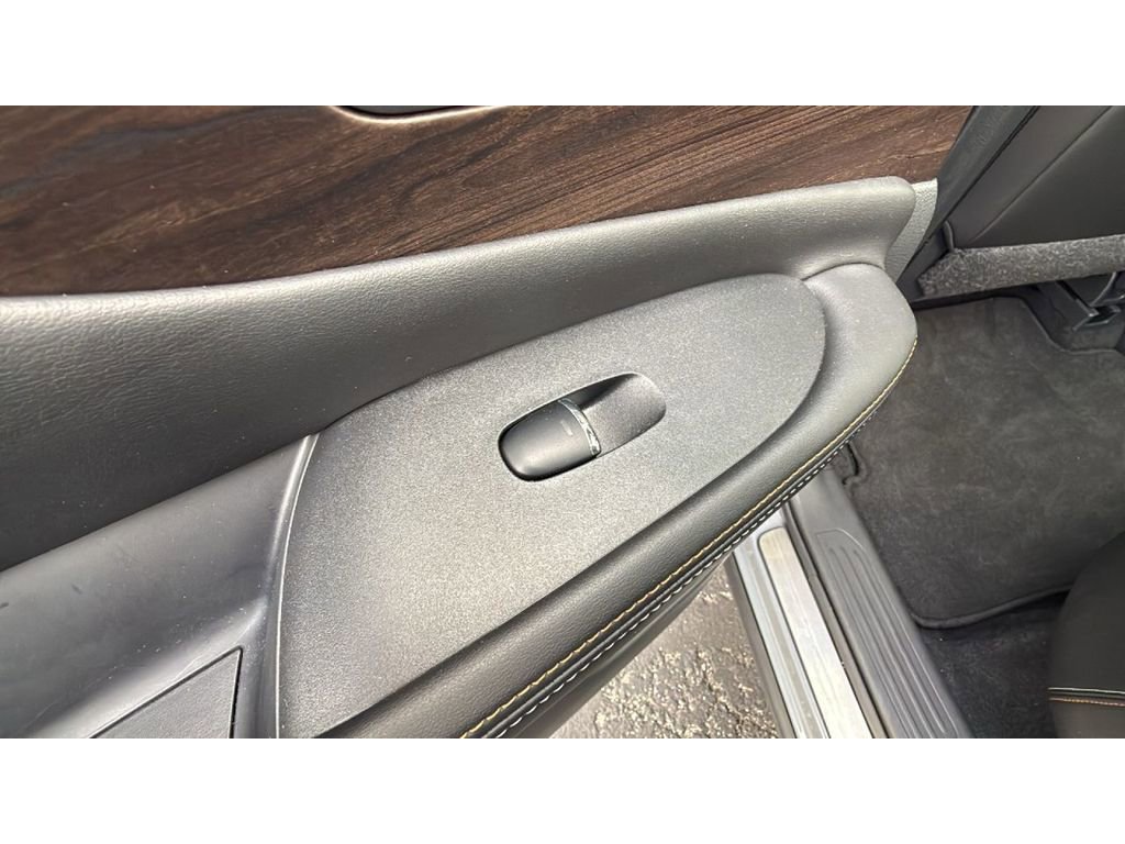 Used 2023 Nissan Murano Platinum w/ Cargo Package AWD/4WD image 34