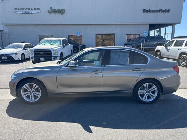 Used 2017 BMW 330i Sedan image 2