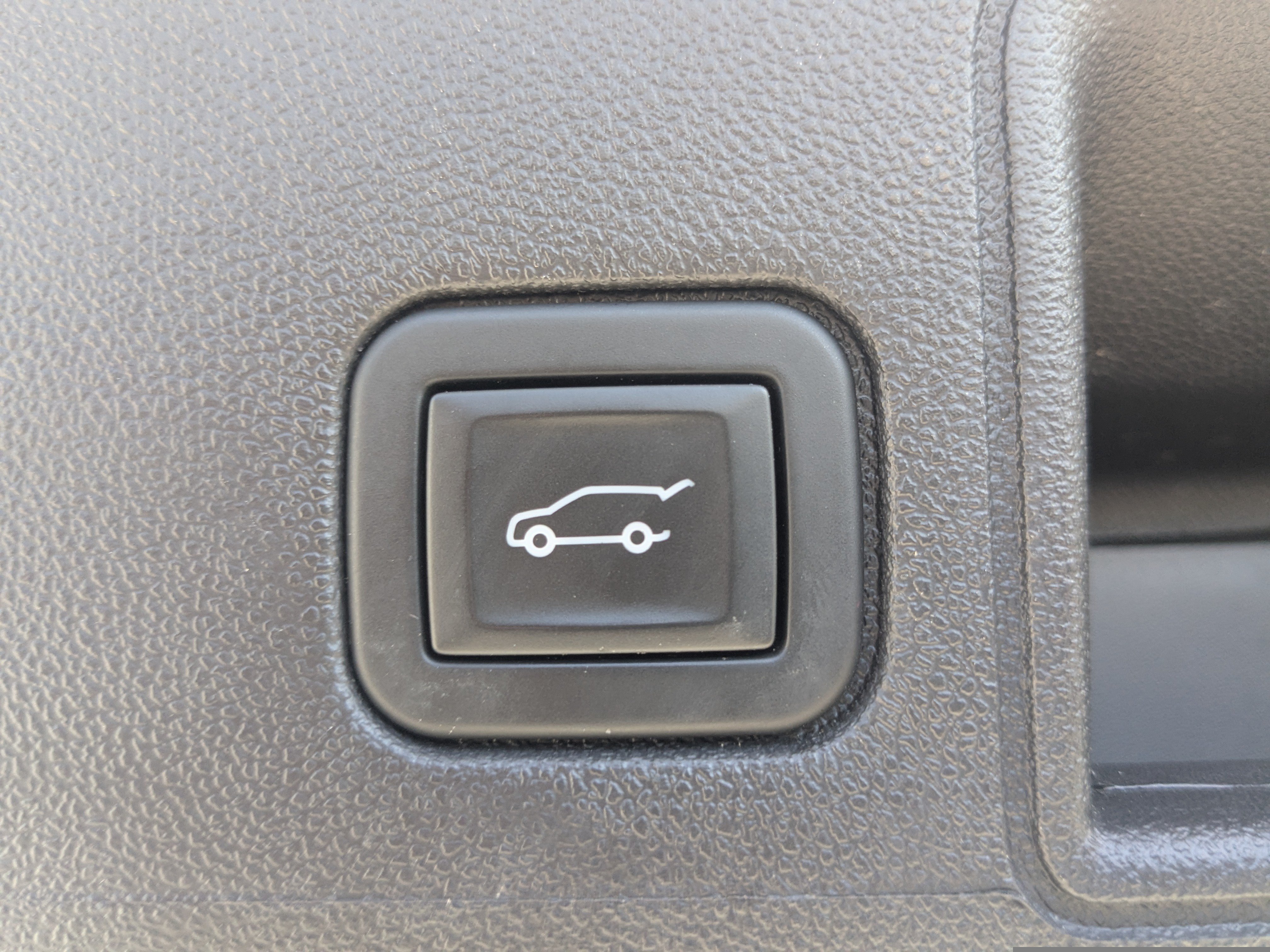 Used 2024 GMC Terrain AT4 AWD/4WD image 16