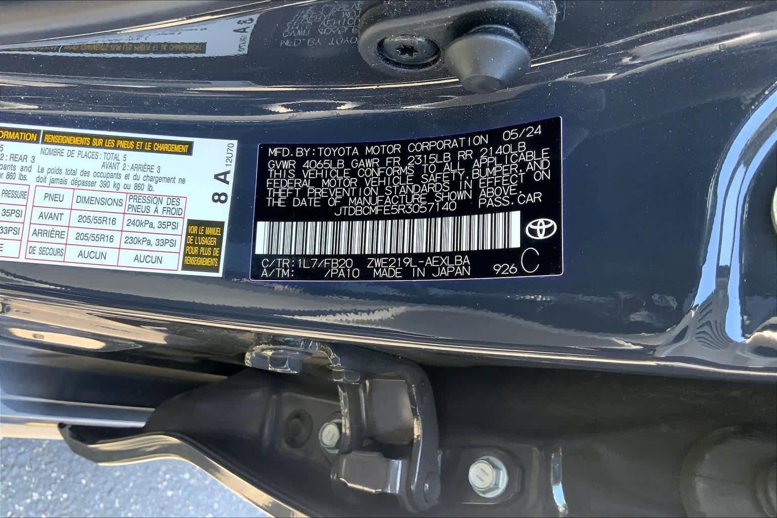 Used 2024 Toyota Corolla LE FWD image 34