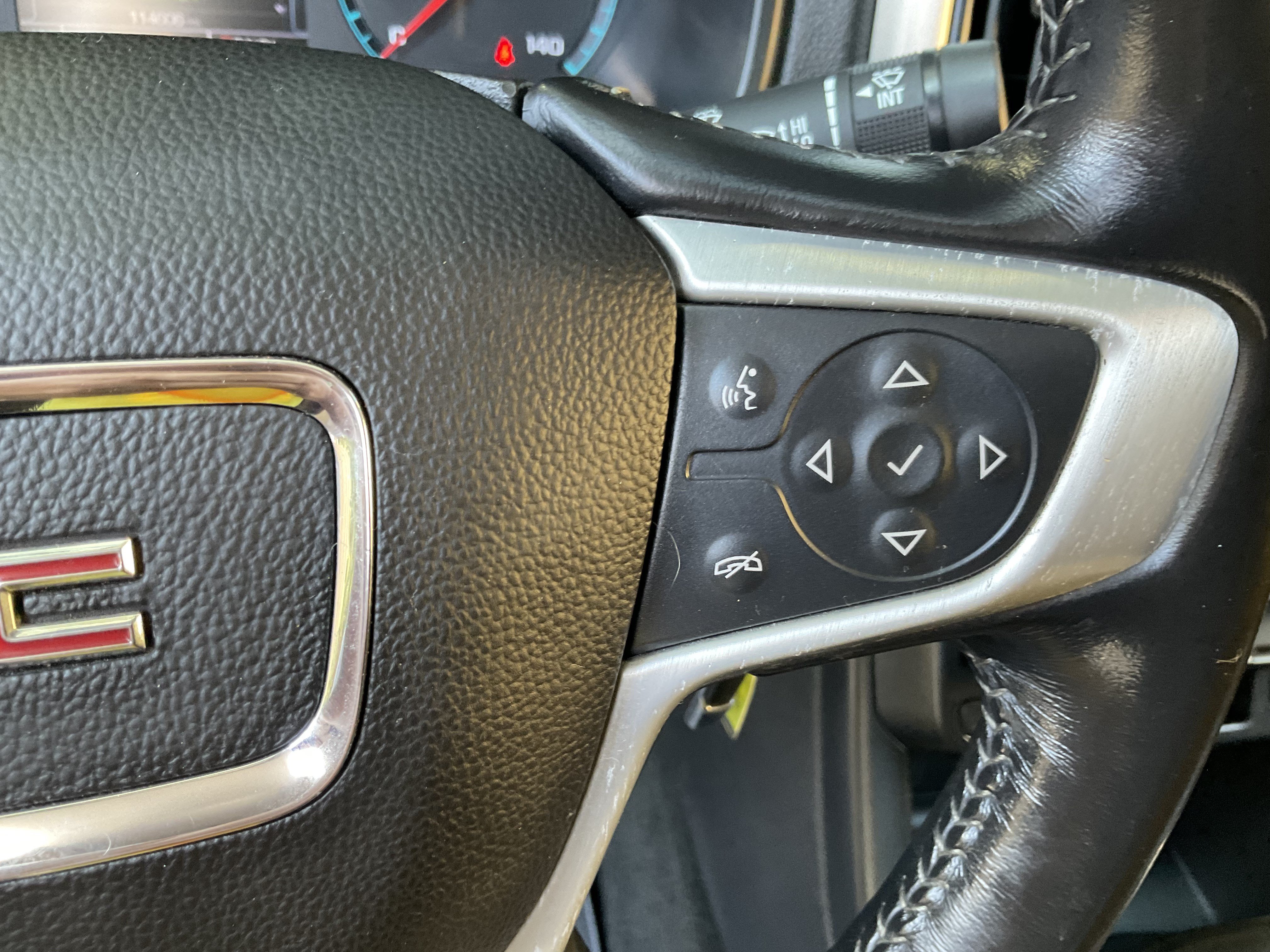 Used 2017 GMC Canyon SLT w/ Driver Alert Package AWD/4WD image 32