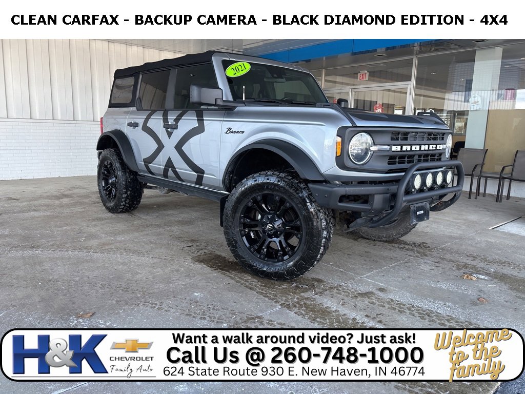 Used 2021 Ford Bronco Black Diamond image 1