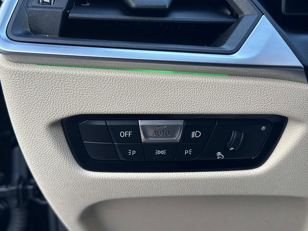 Used 2024 BMW i4 eDrive35 w/ Premium Package image 15