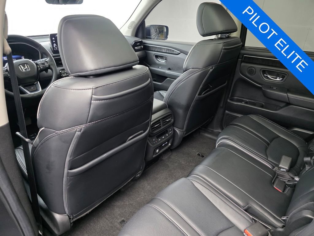 Used 2023 Honda Pilot Elite image 15