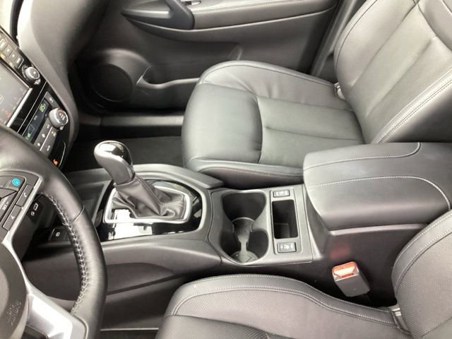 Used 2022 Nissan Rogue Sport SL image 27