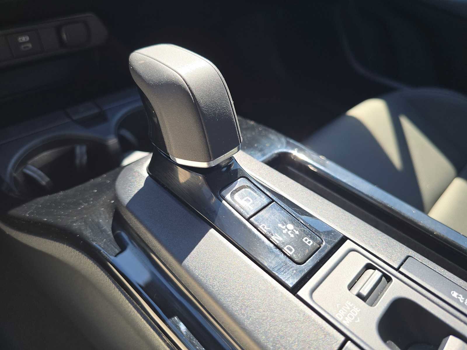 Used 2025 Toyota Prius XLE image 33