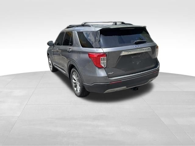 Used 2021 Ford Explorer XLT w/ Equipment Group 202A RWD image 9