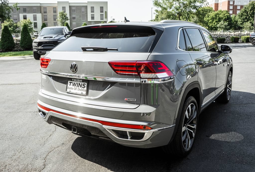 Used 2021 Volkswagen Atlas Cross Sport SEL Premium R-Line AWD/4WD image 32