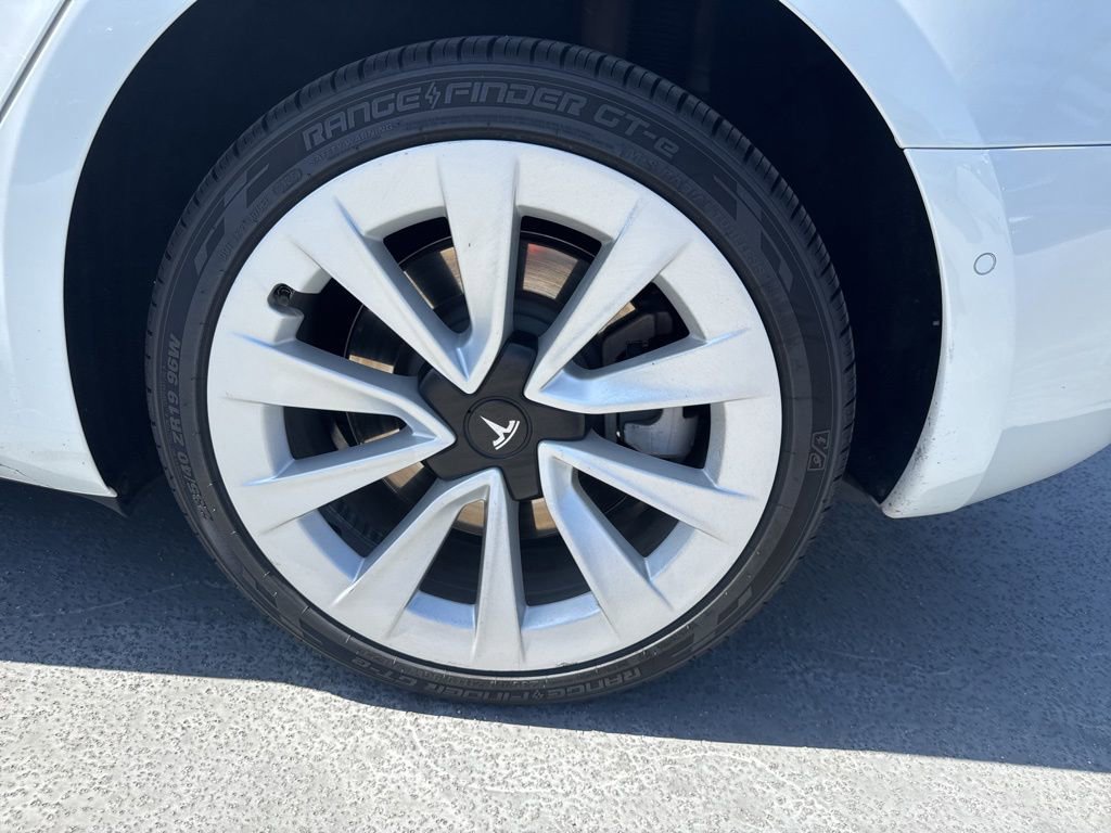 Used 2021 Tesla Model 3 Standard Range Plus RWD image 7