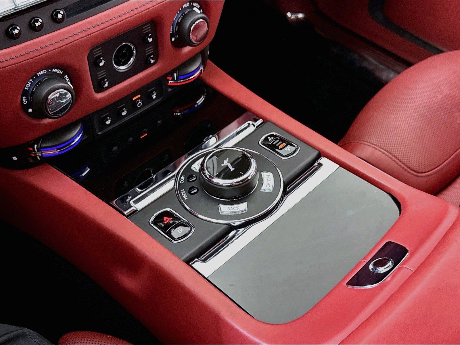 Used 2019 Rolls-Royce Ghost RWD image 21