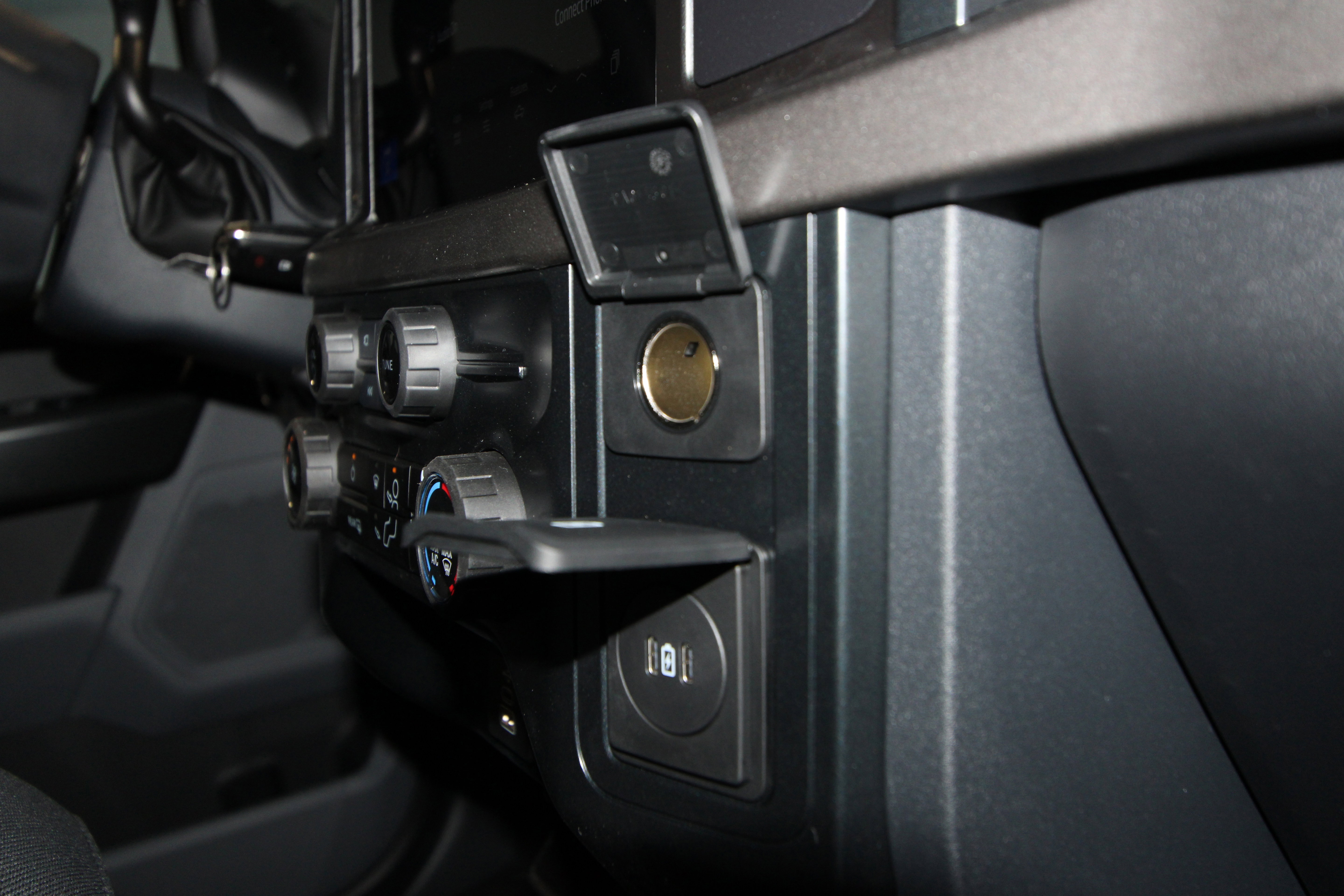 New 2026 Ford F150 XL w/ Equipment Group 103A High RWD image 18