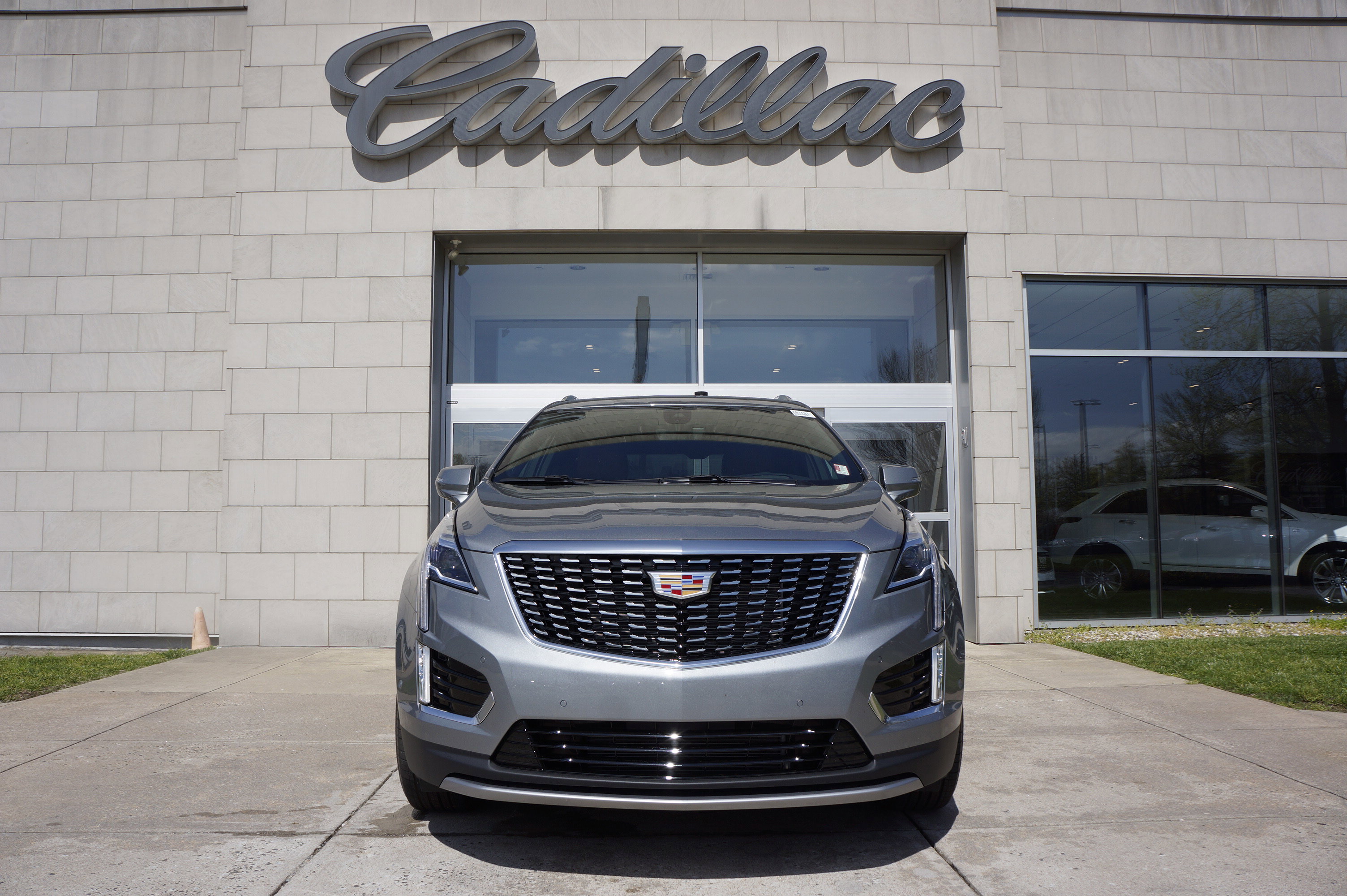 Used 2025 Cadillac XT5 Premium Luxury image 13