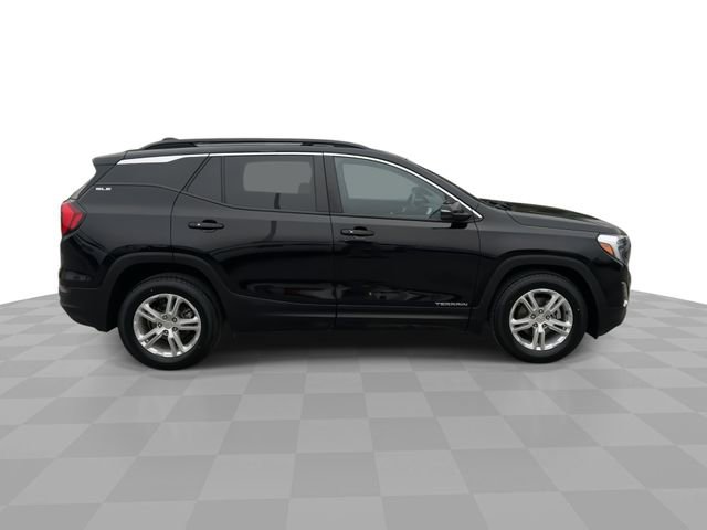 Used 2021 GMC Terrain SLE w/ Driver Convenience Package image 9