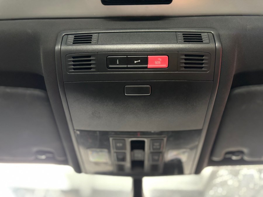 Used 2016 Volkswagen GTI SE w/ Lighting Package (SEL) FWD image 21