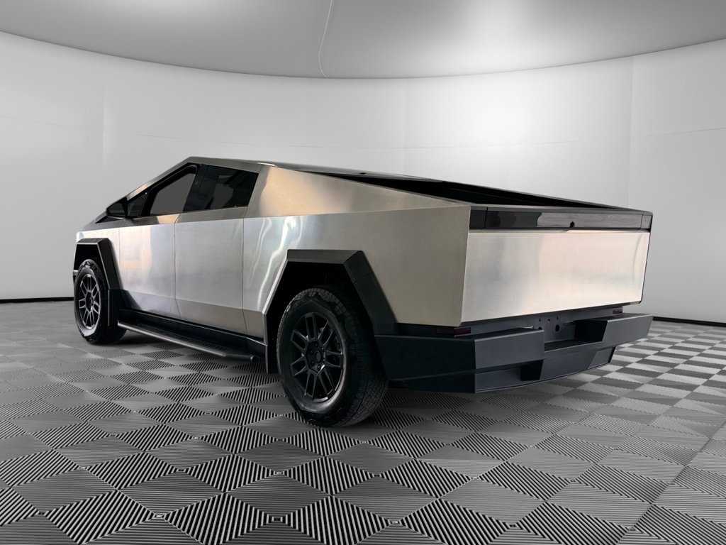 Used 2024 Tesla Cybertruck AWD Crew Cab image 6