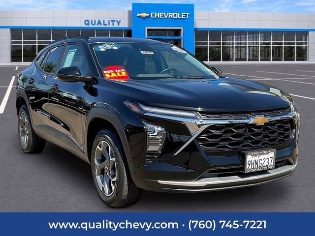 Certified 2024 Chevrolet Trax LT w/ Driver Confidence Package