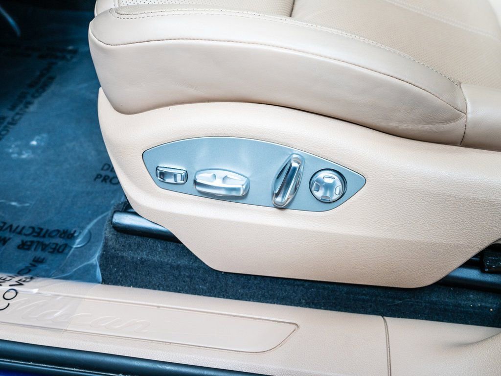 Used 2023 Porsche Macan image 24