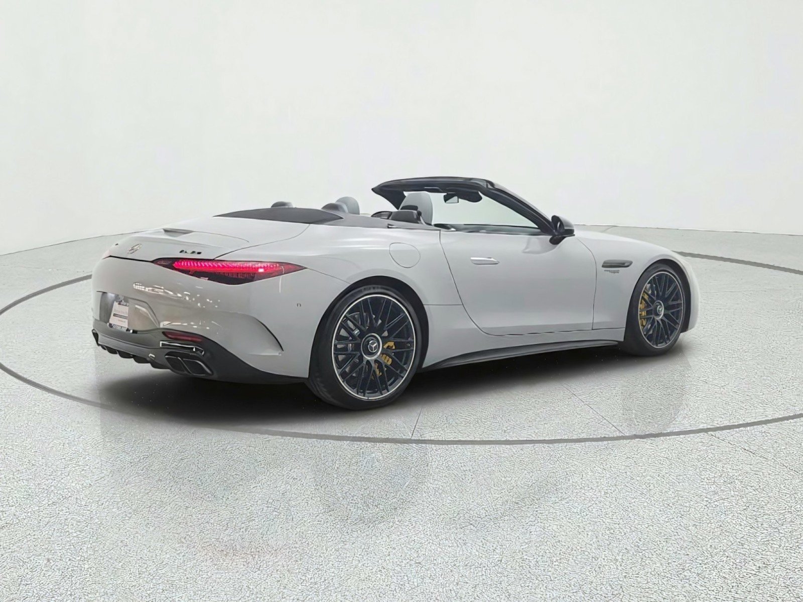 Certified 2022 Mercedes-Benz SL 55 AMG 4MATIC image 5