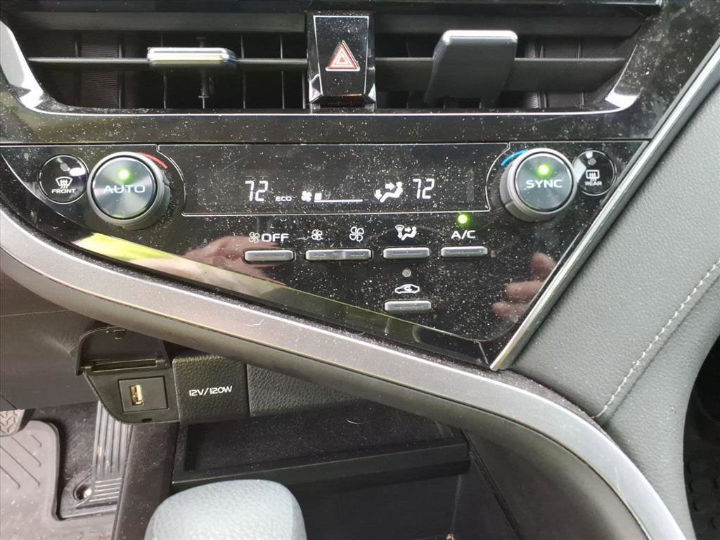 Used 2023 Toyota Camry LE image 21