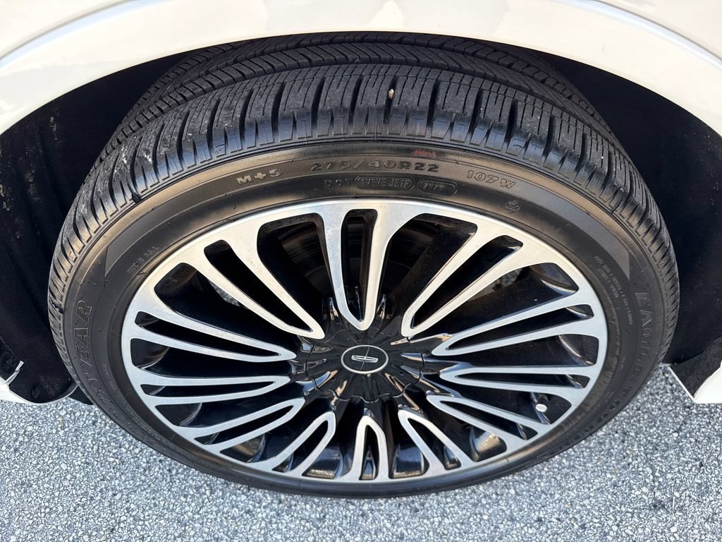 Used 2020 Lincoln Aviator Black Label w/ Dynamic Handling Package AWD/4WD image 12