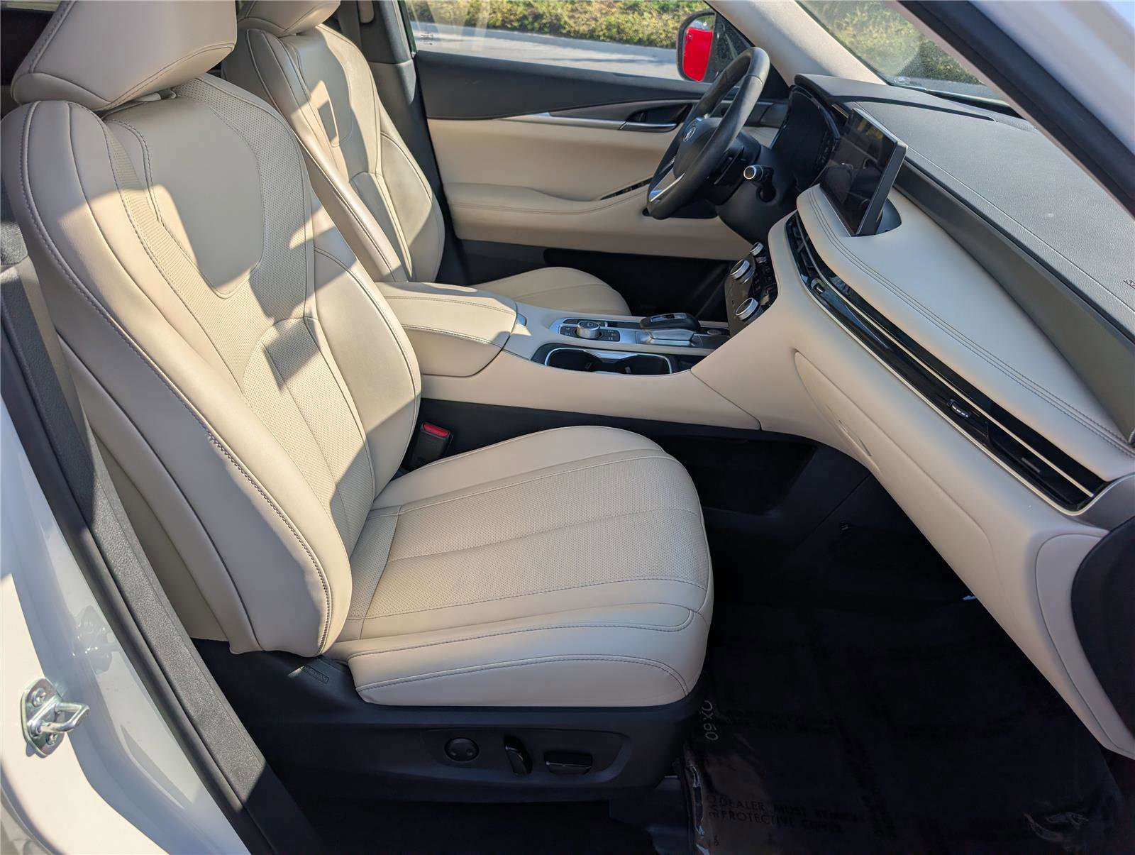 Used 2023 INFINITI QX60 Luxe w/ Cargo Package image 11