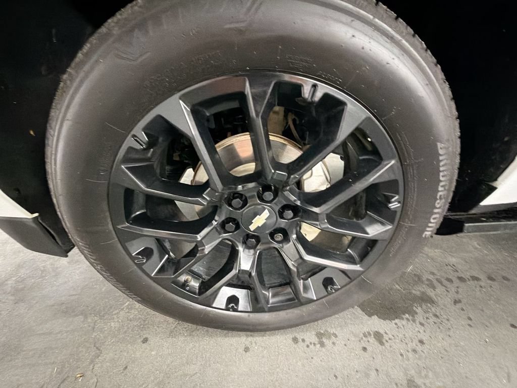 Certified 2023 Chevrolet Suburban Premier AWD/4WD image 34